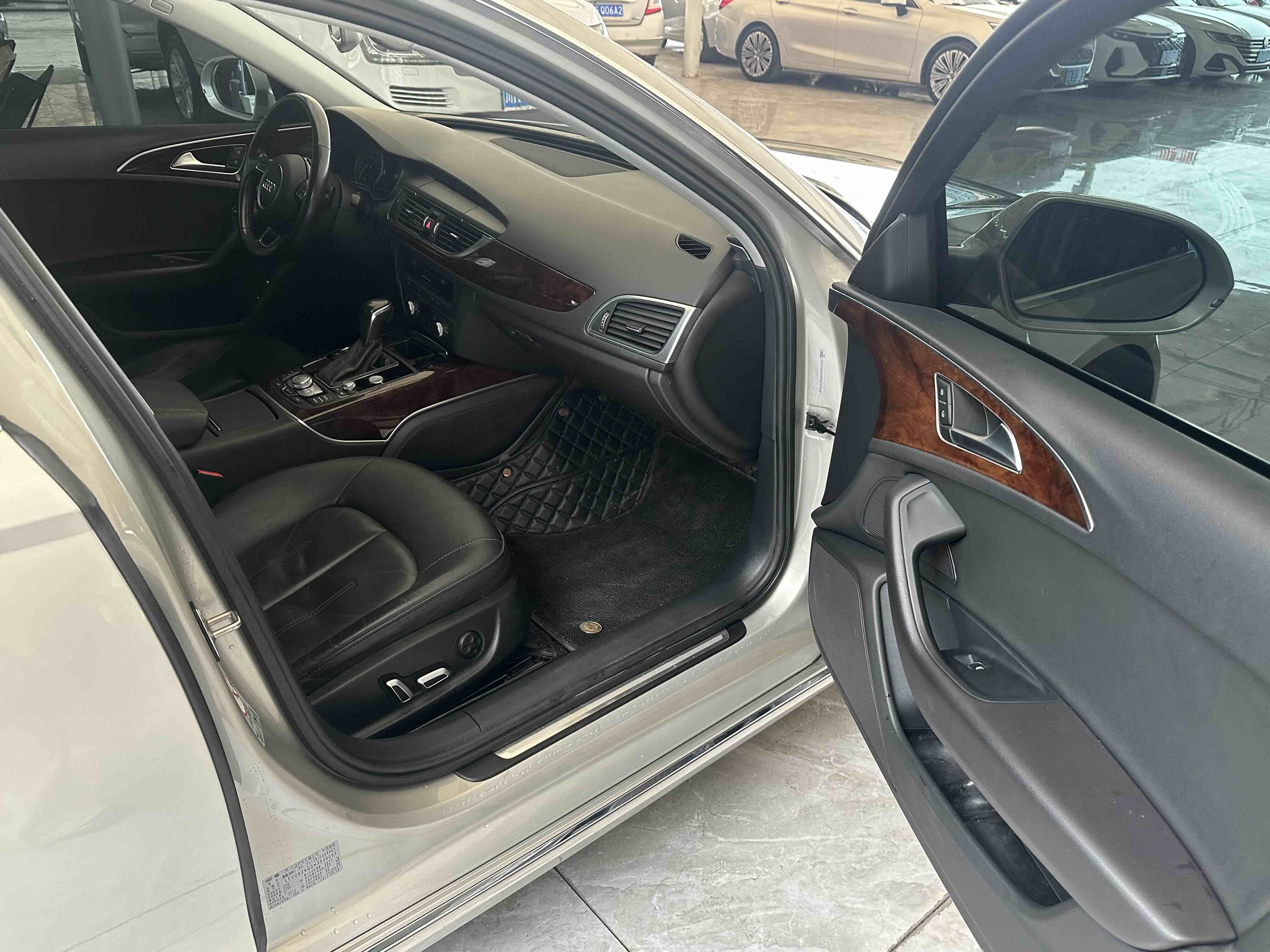 Audi A6L New Energy 2017 car image #33