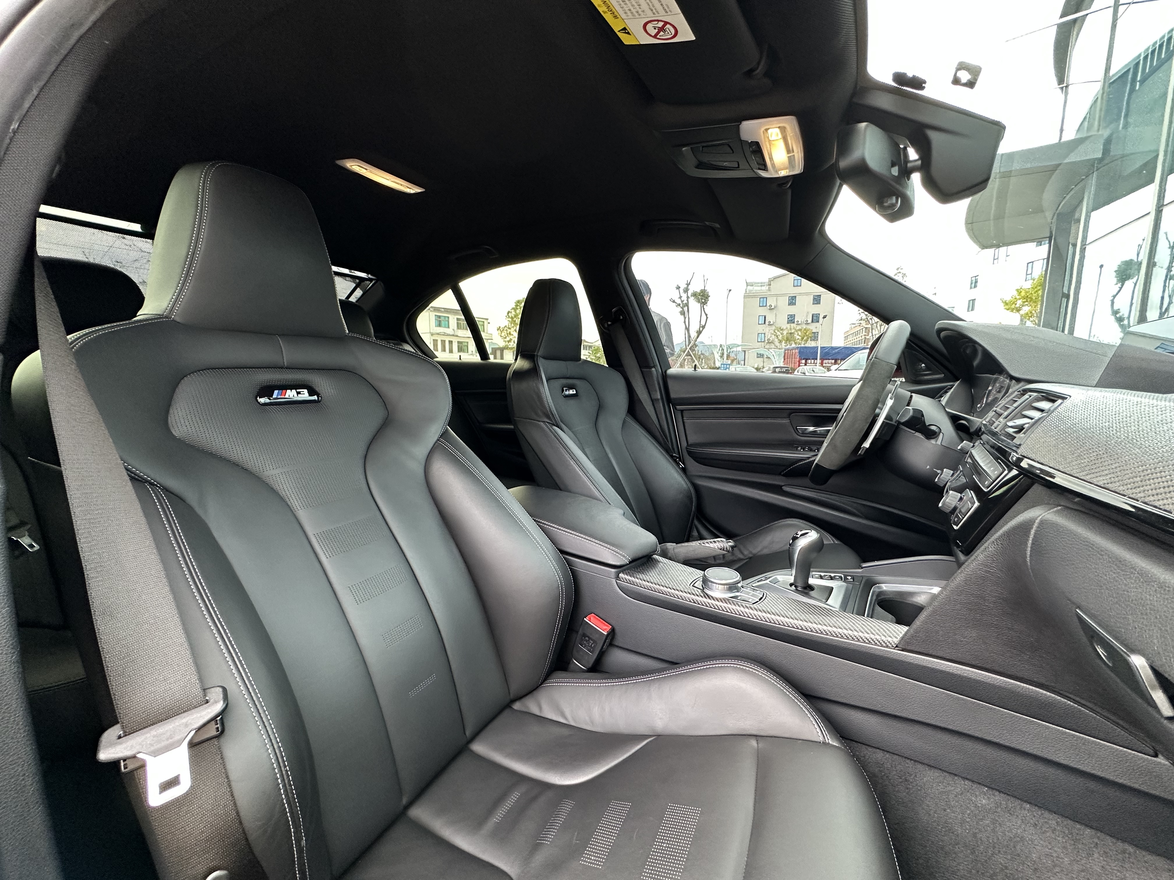 BMW M760Le 2017 #33 BMW M760Le 2017 car image #33