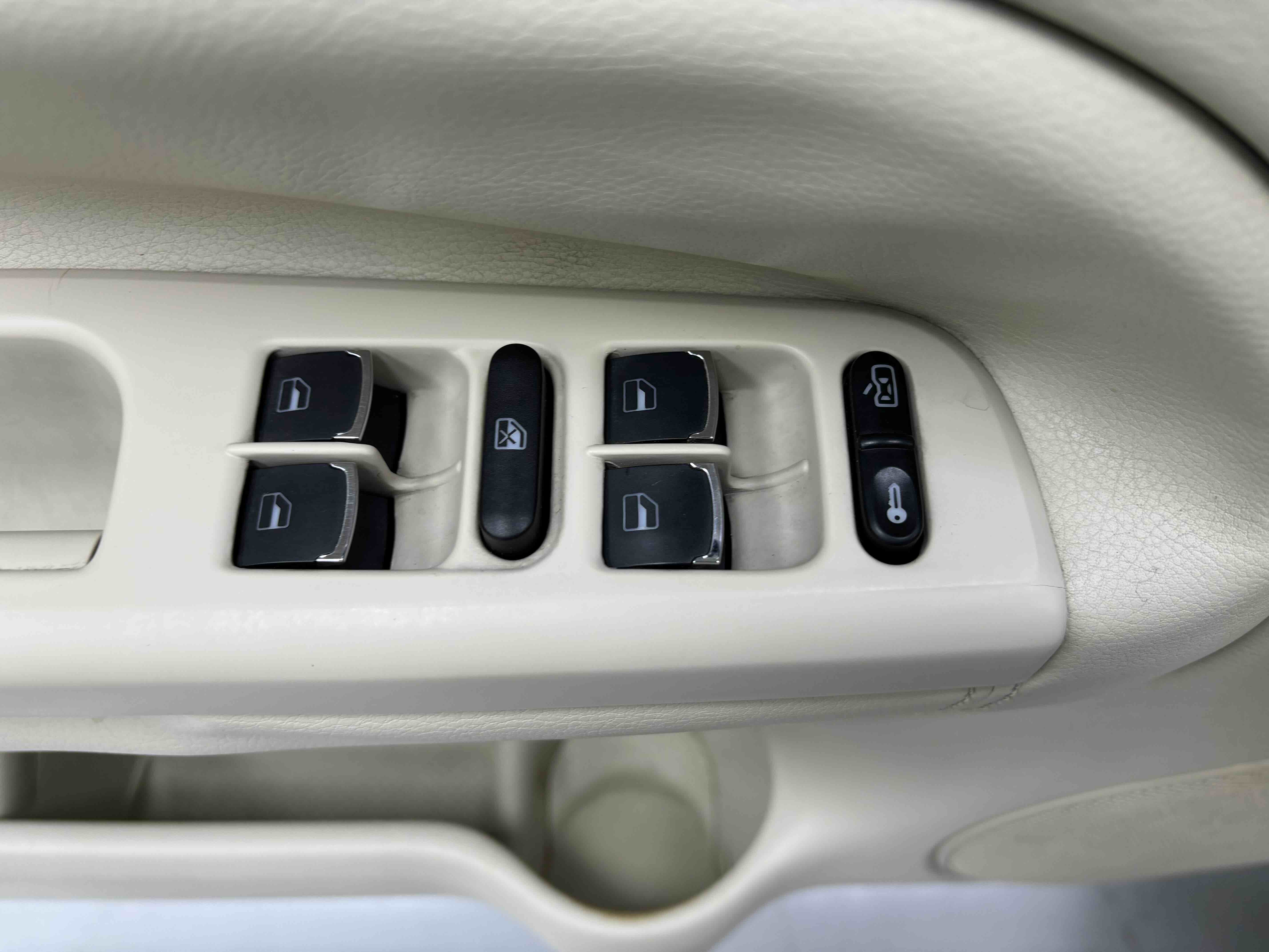 Volkswagen Passat Lingyu 2009 car image #33