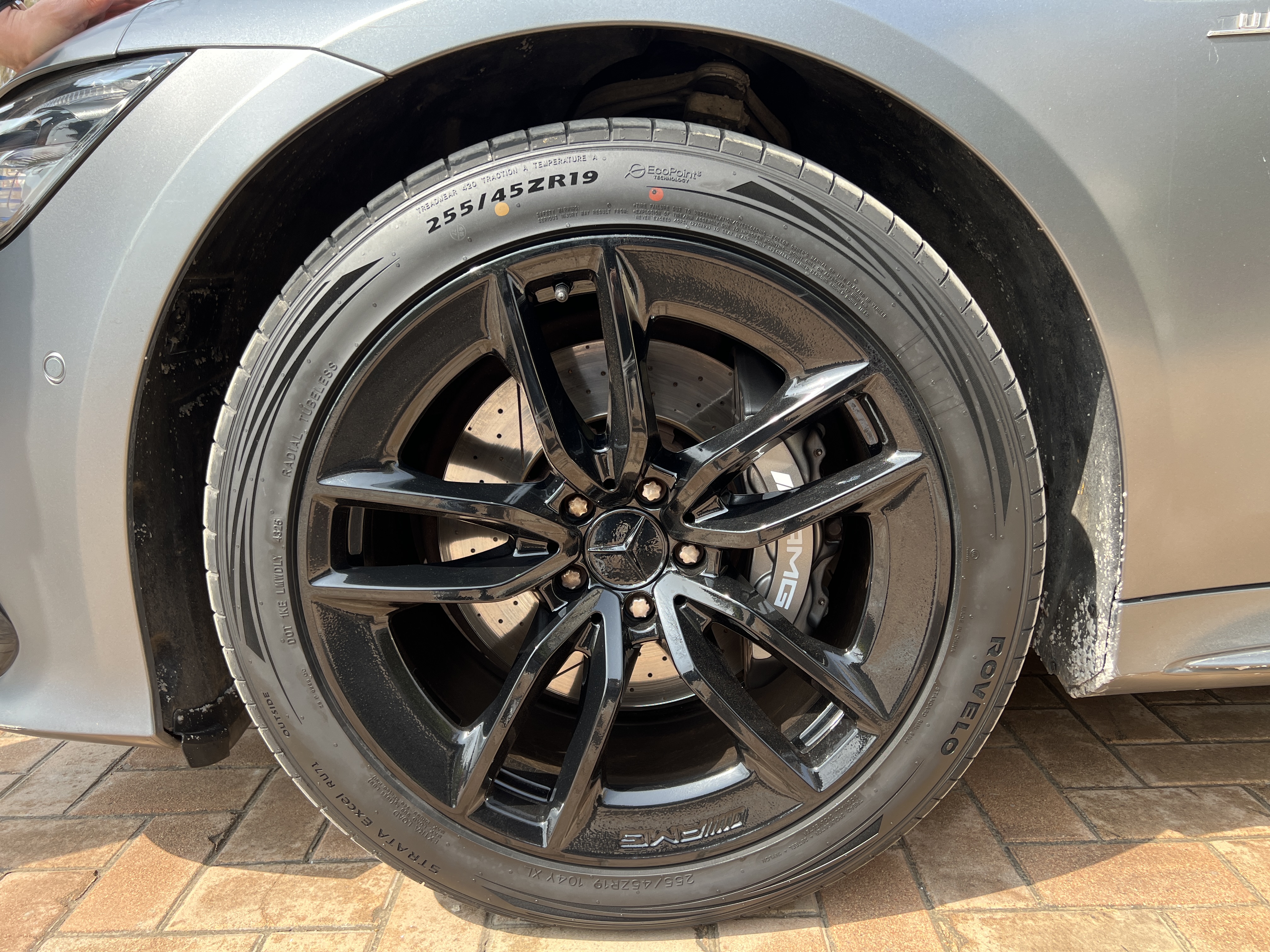 Mercedes-Benz AMG GT 2019 imagen de coche #33