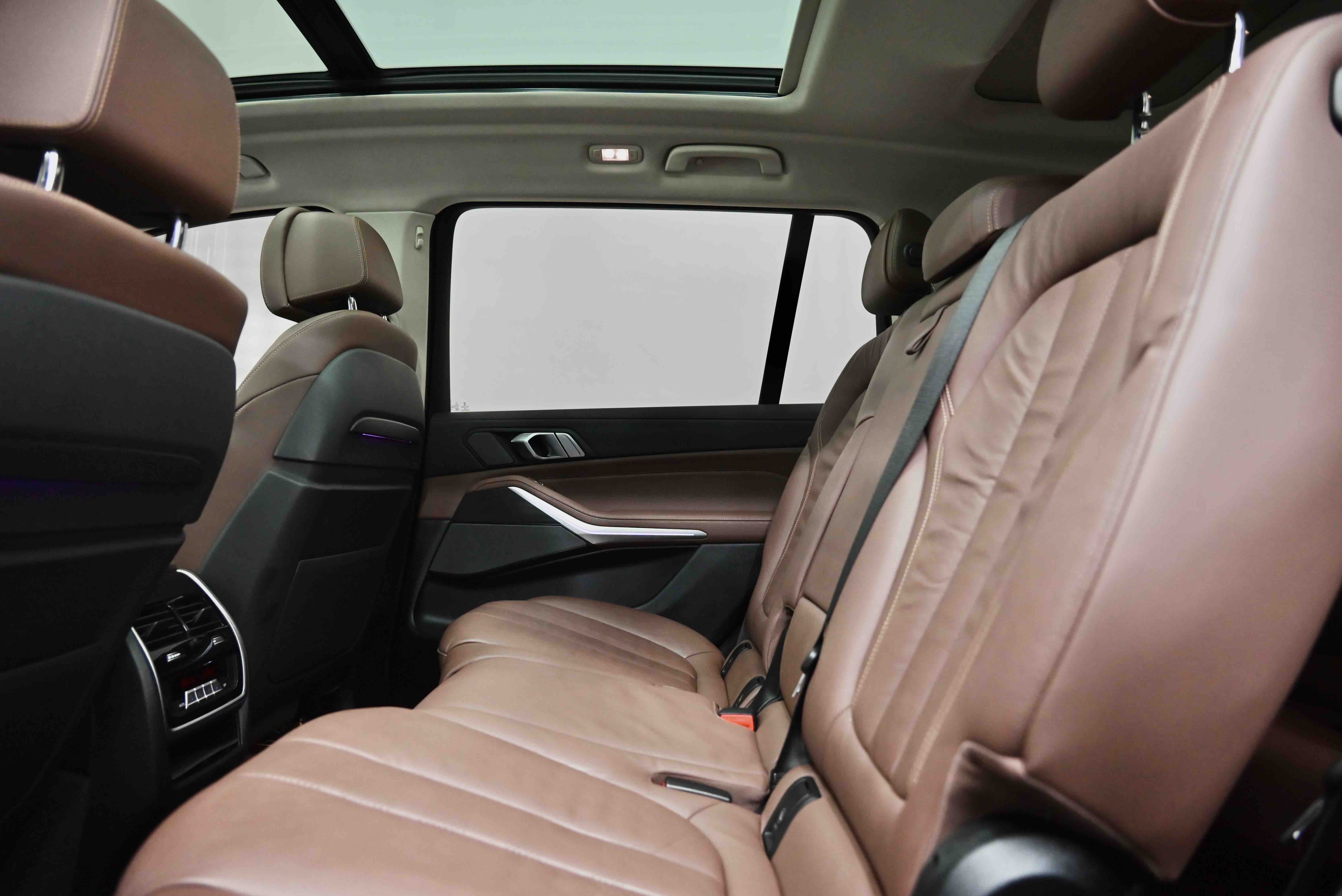 BMW X7 2020 #33 BMW X7 2020 car image #33