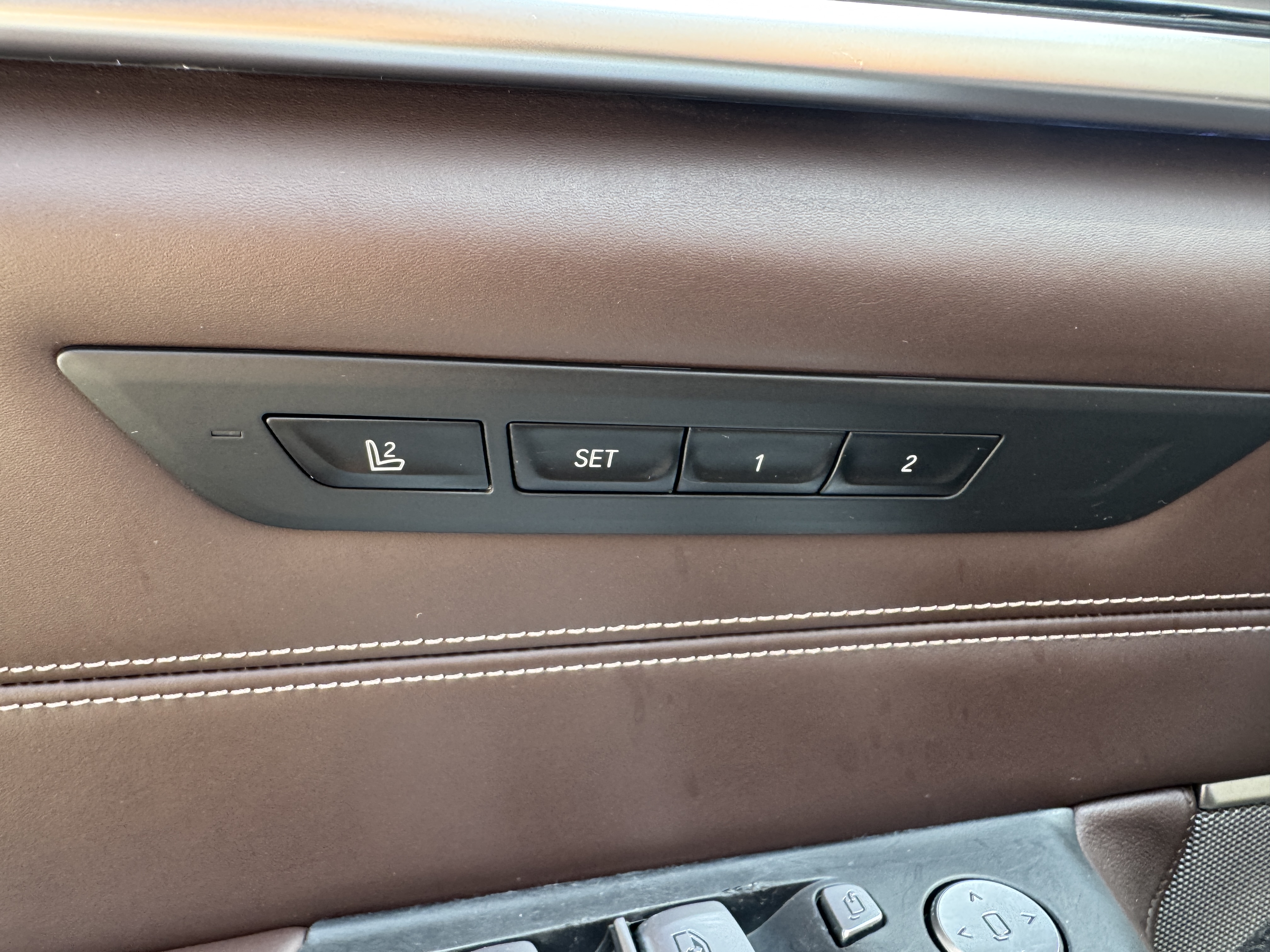 BMW 5 Series New Energy 2020 car image #33