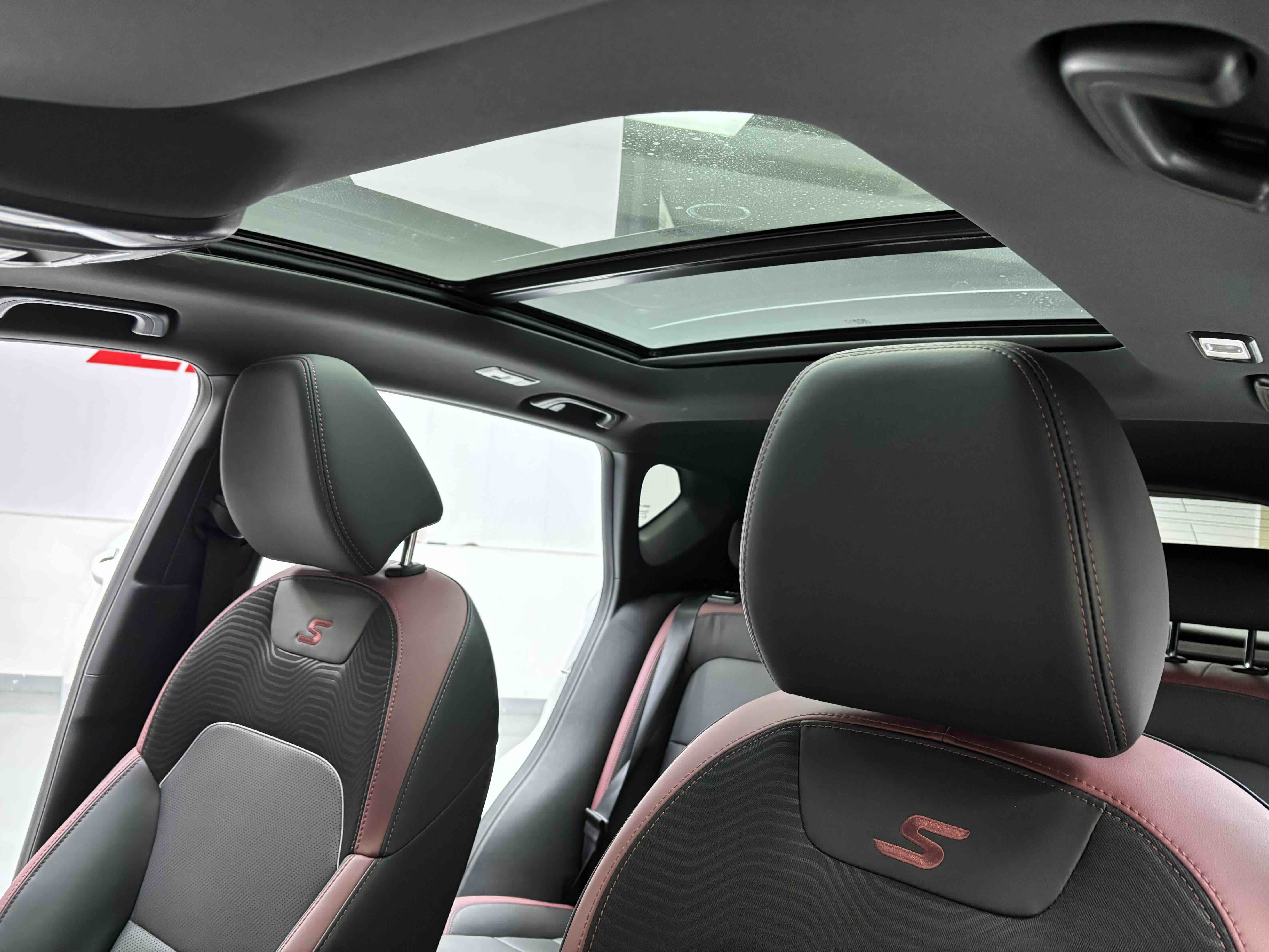 GEELY Coolray 2021 #33 GEELY Coolray 2021 car image #33