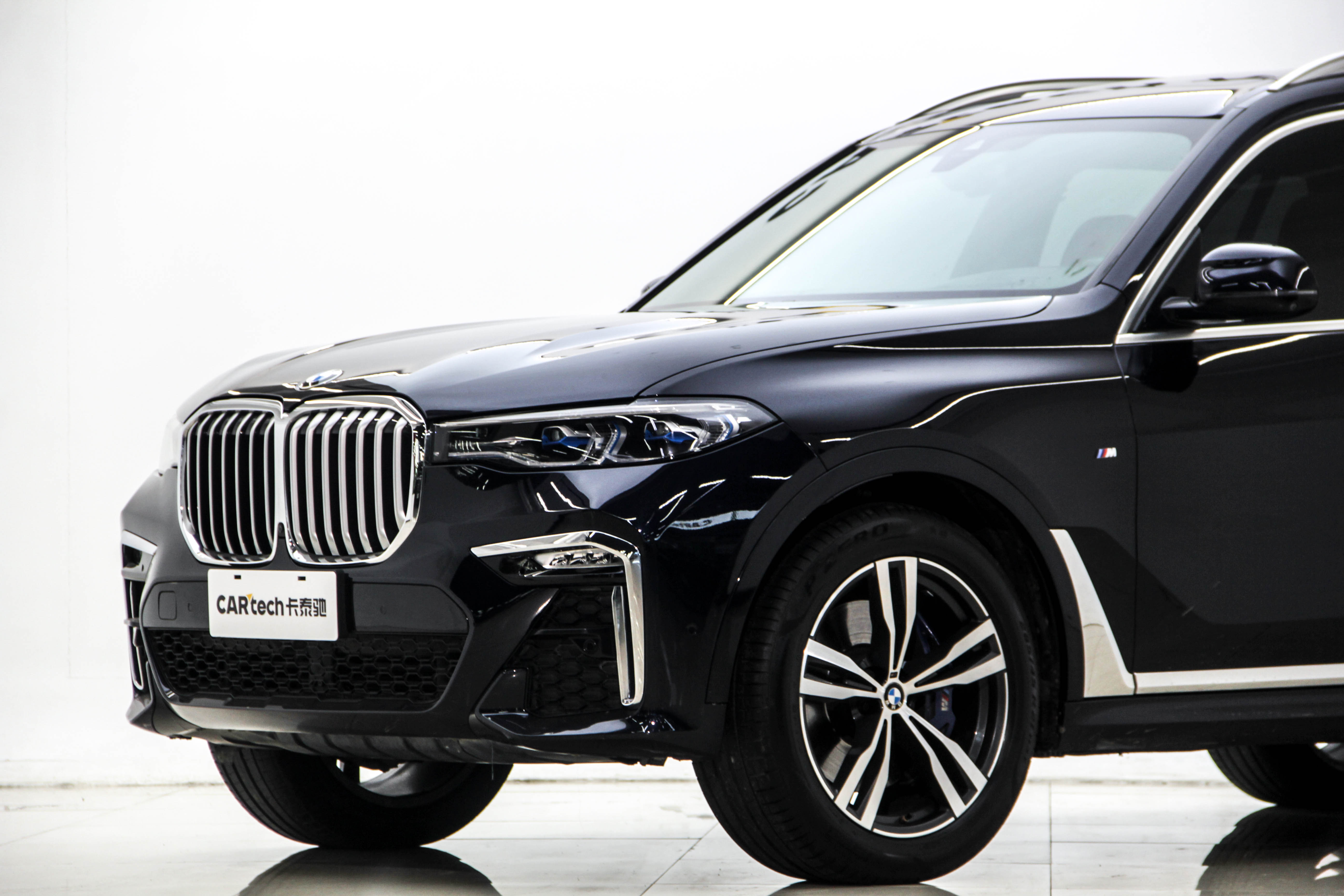BMW X7 2021 immagine di auto #33