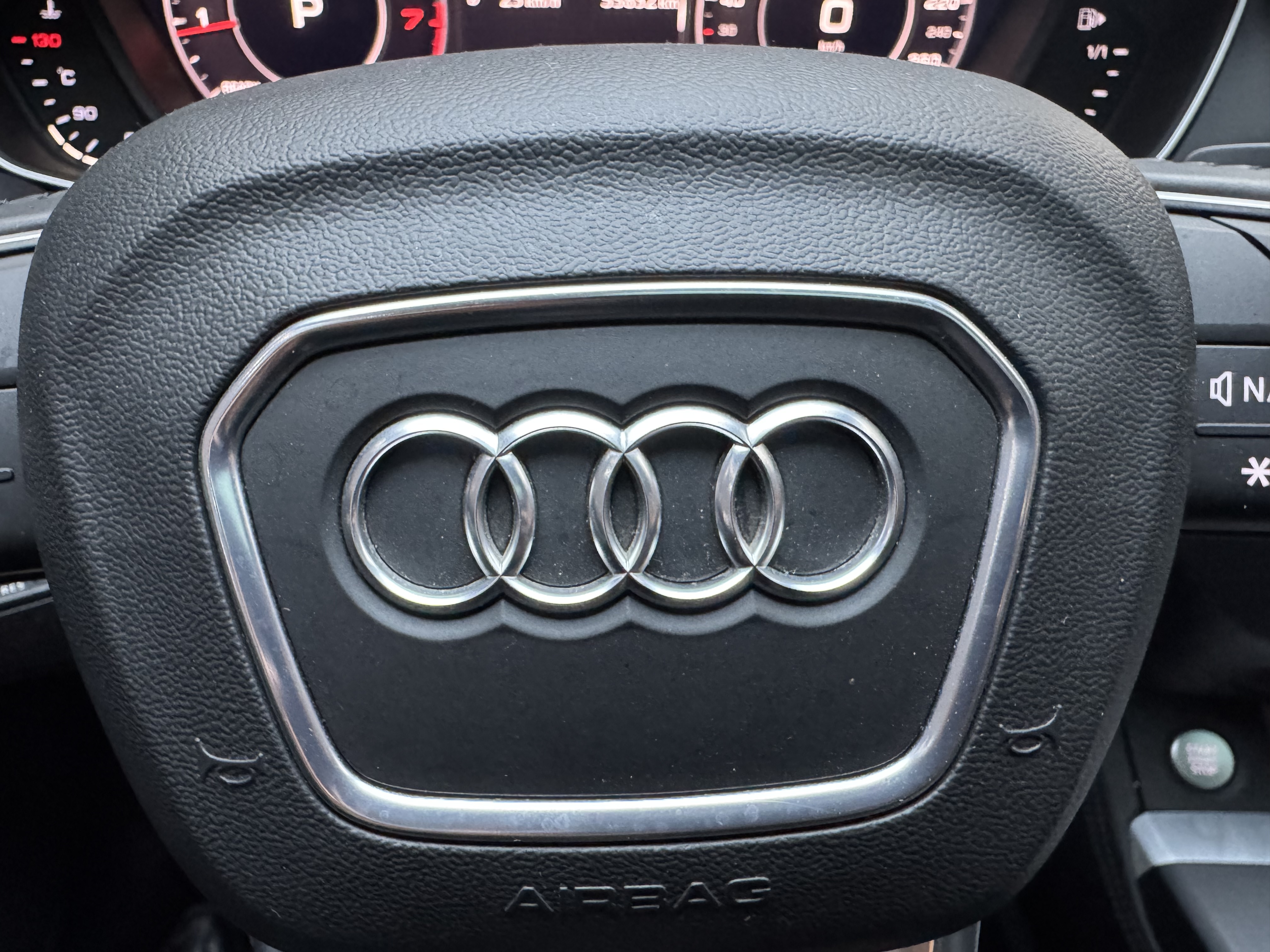 Audi Q5L 2020 صورة سيارة #33