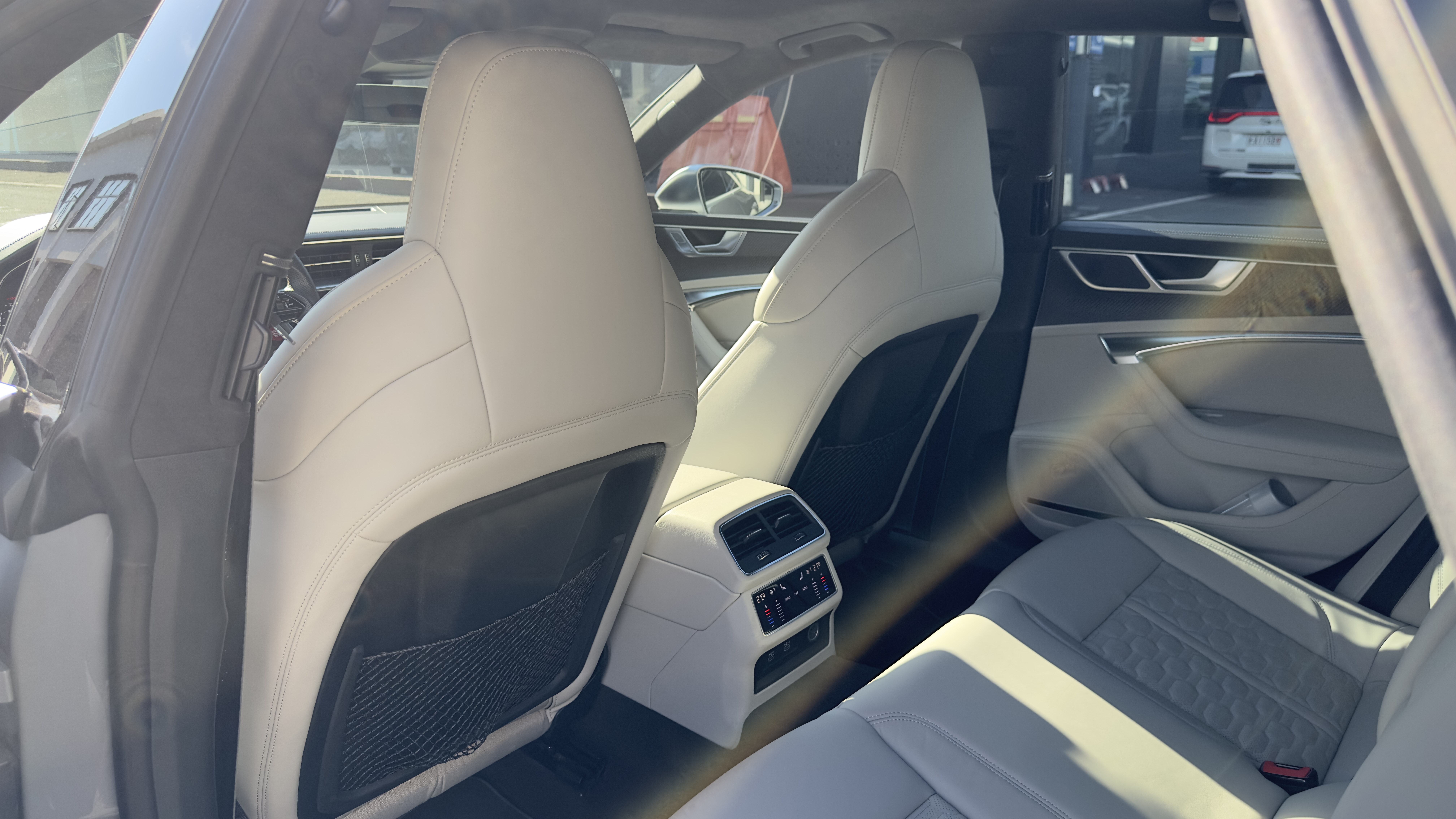 Audi RS 7 2021 car image #33