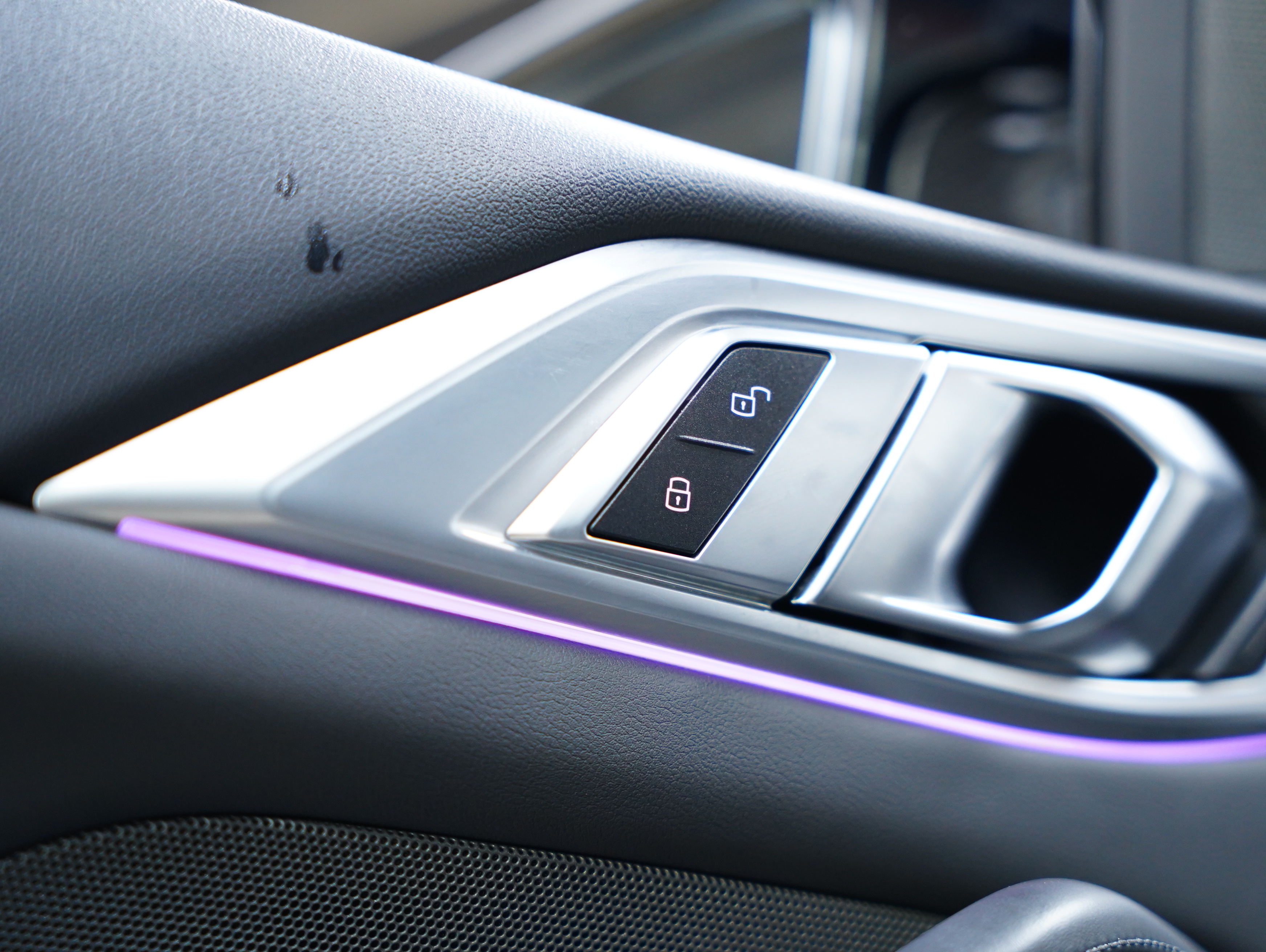 BMW M4 2023 car image #33