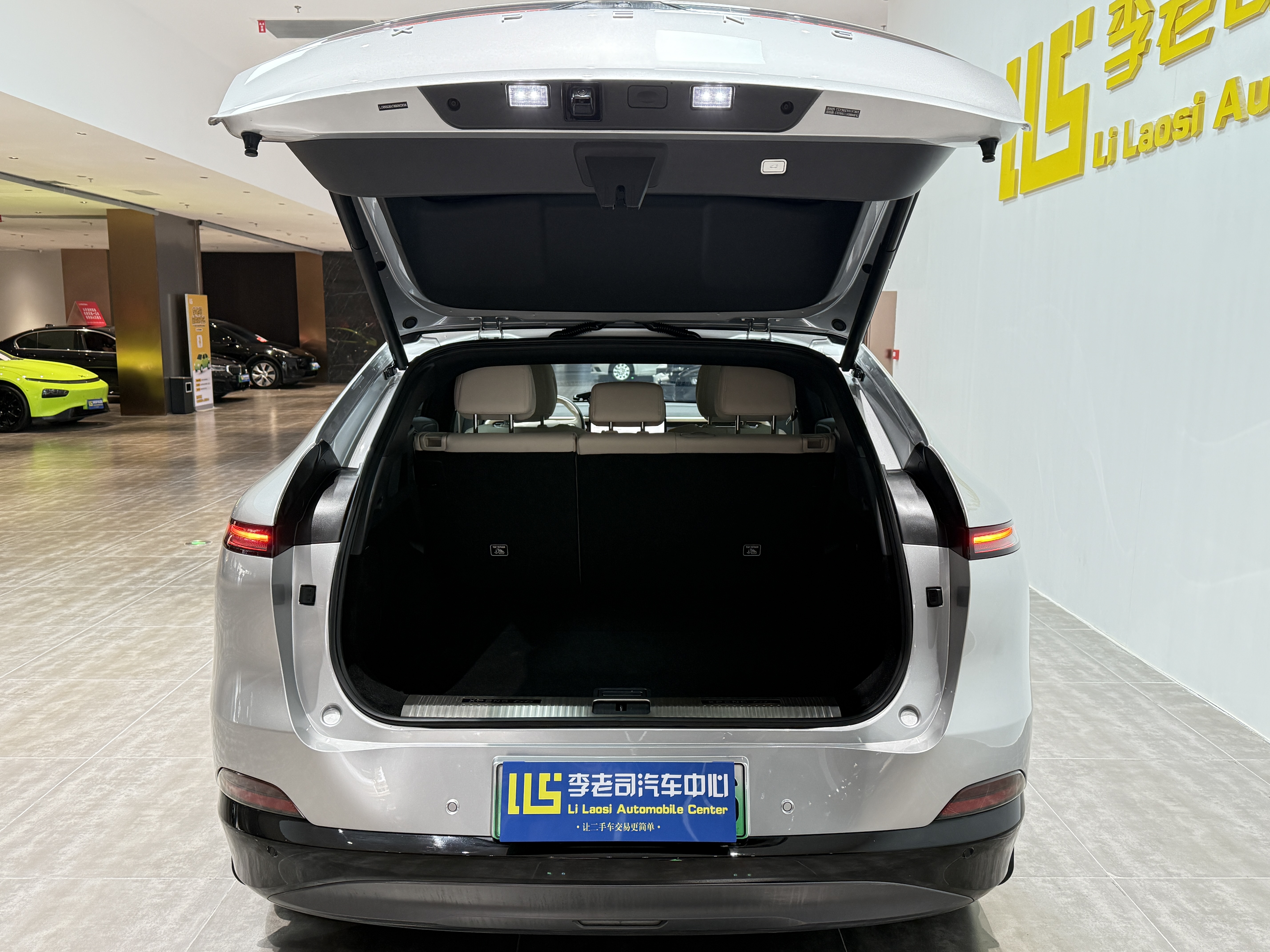 Xpeng G6 2024 صورة سيارة #33