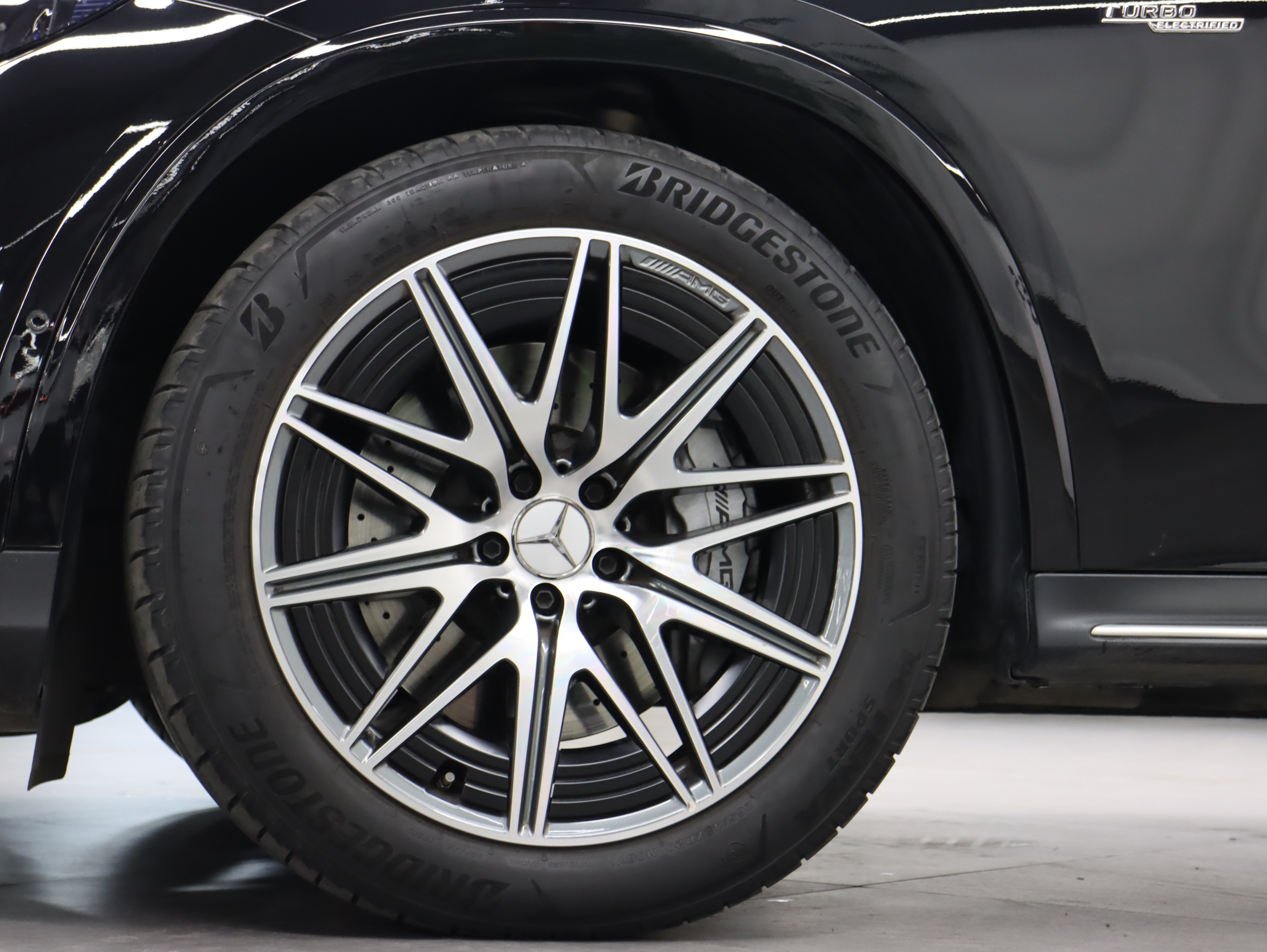 Mercedes-Benz GLC AMG 2025 #33 Mercedes-Benz GLC AMG 2025 car image #33