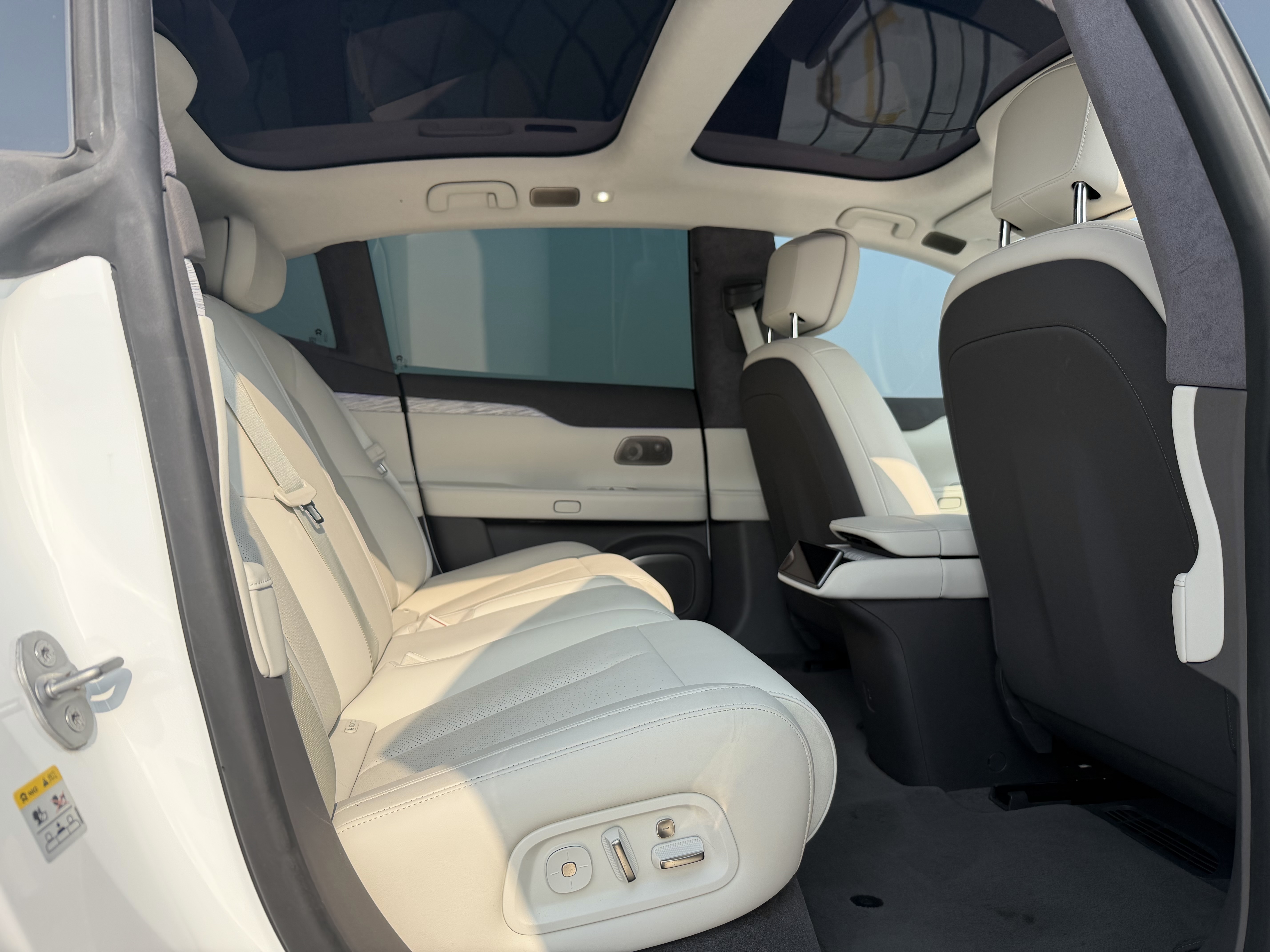 蔚来 蔚来ET7 2025 汽车图片 #33