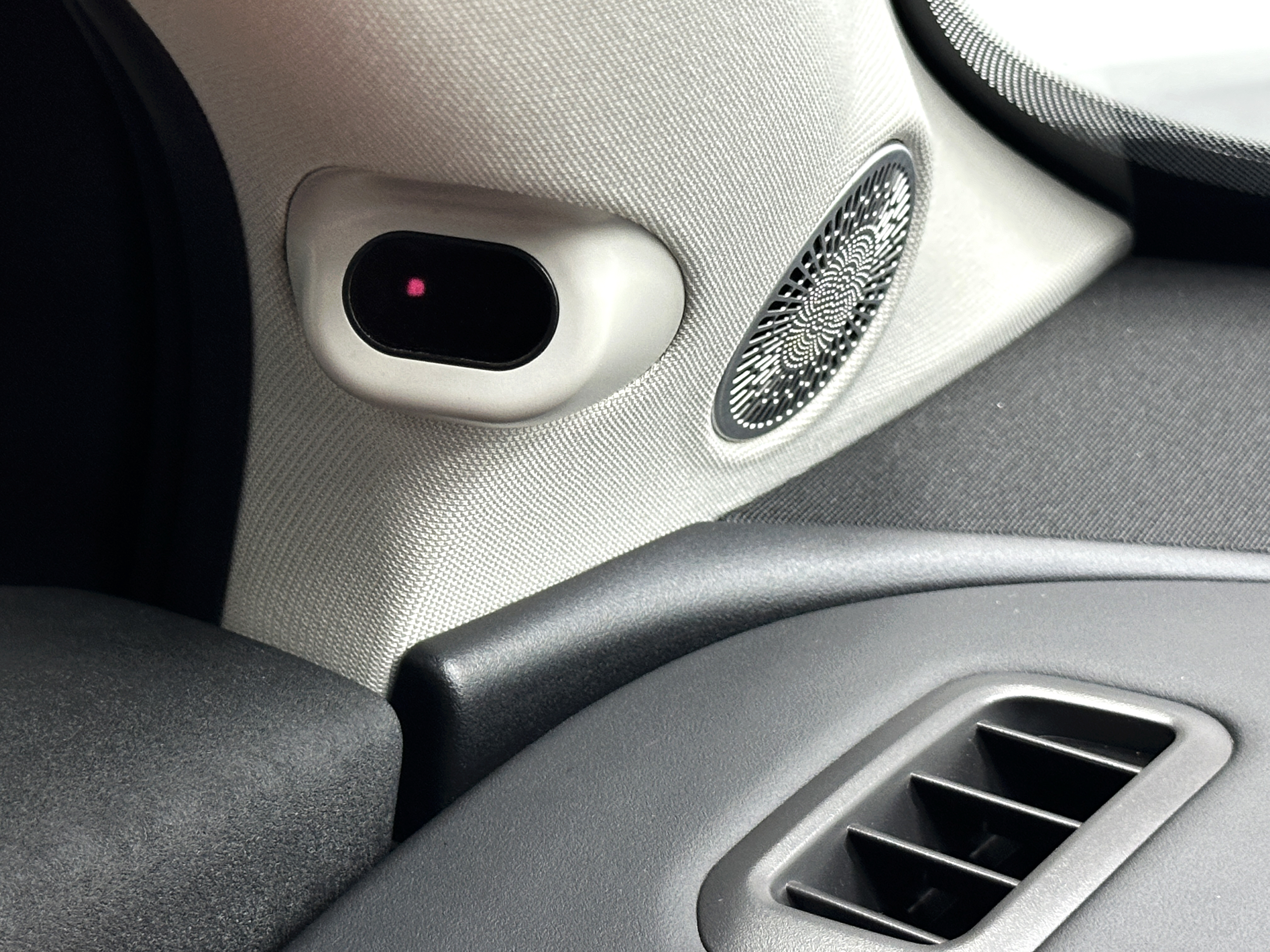 零跑汽车 零跑C16 2025 汽车图片 #33