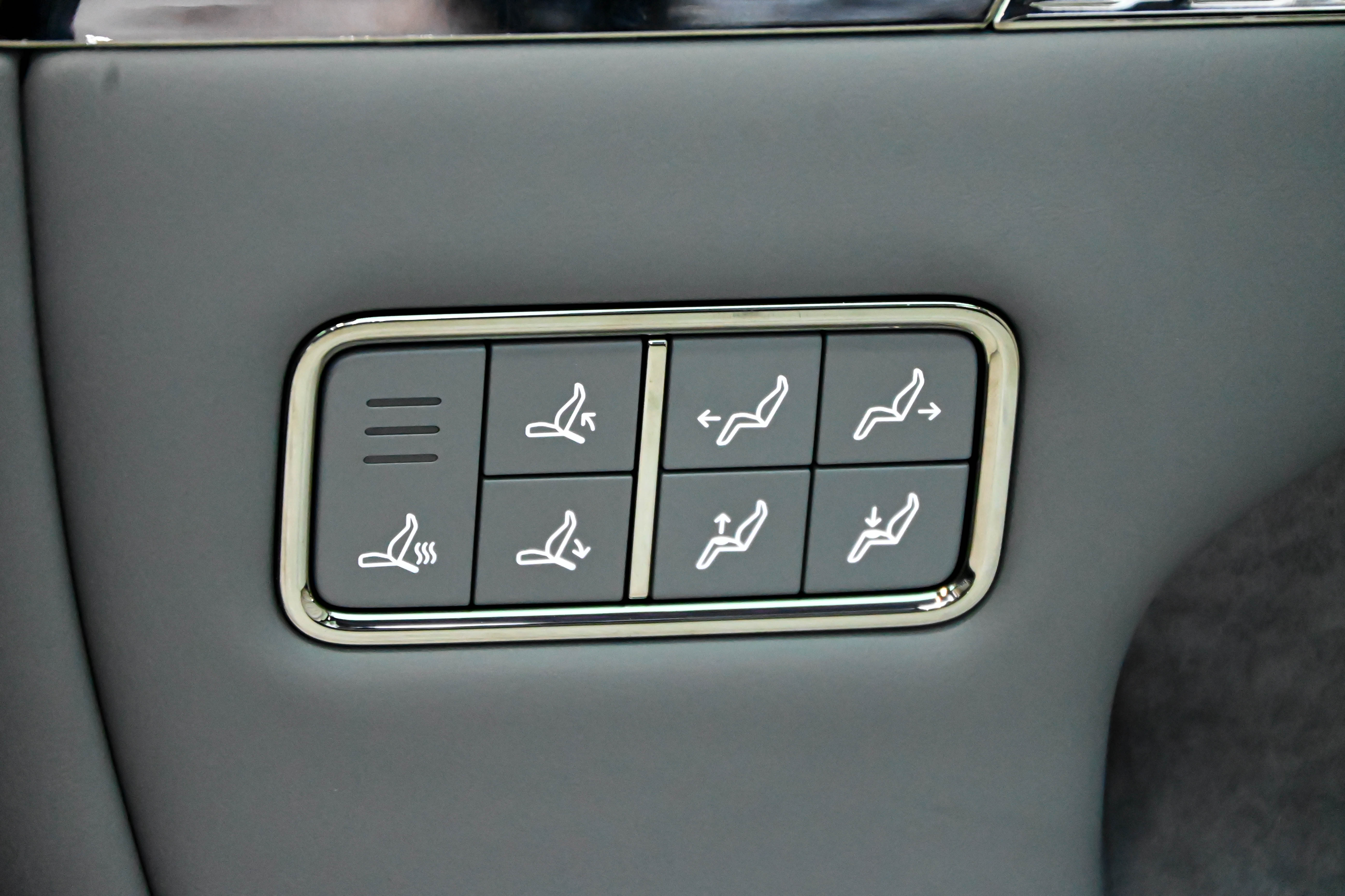 极氪 极氪009 2024 汽车图片 #33