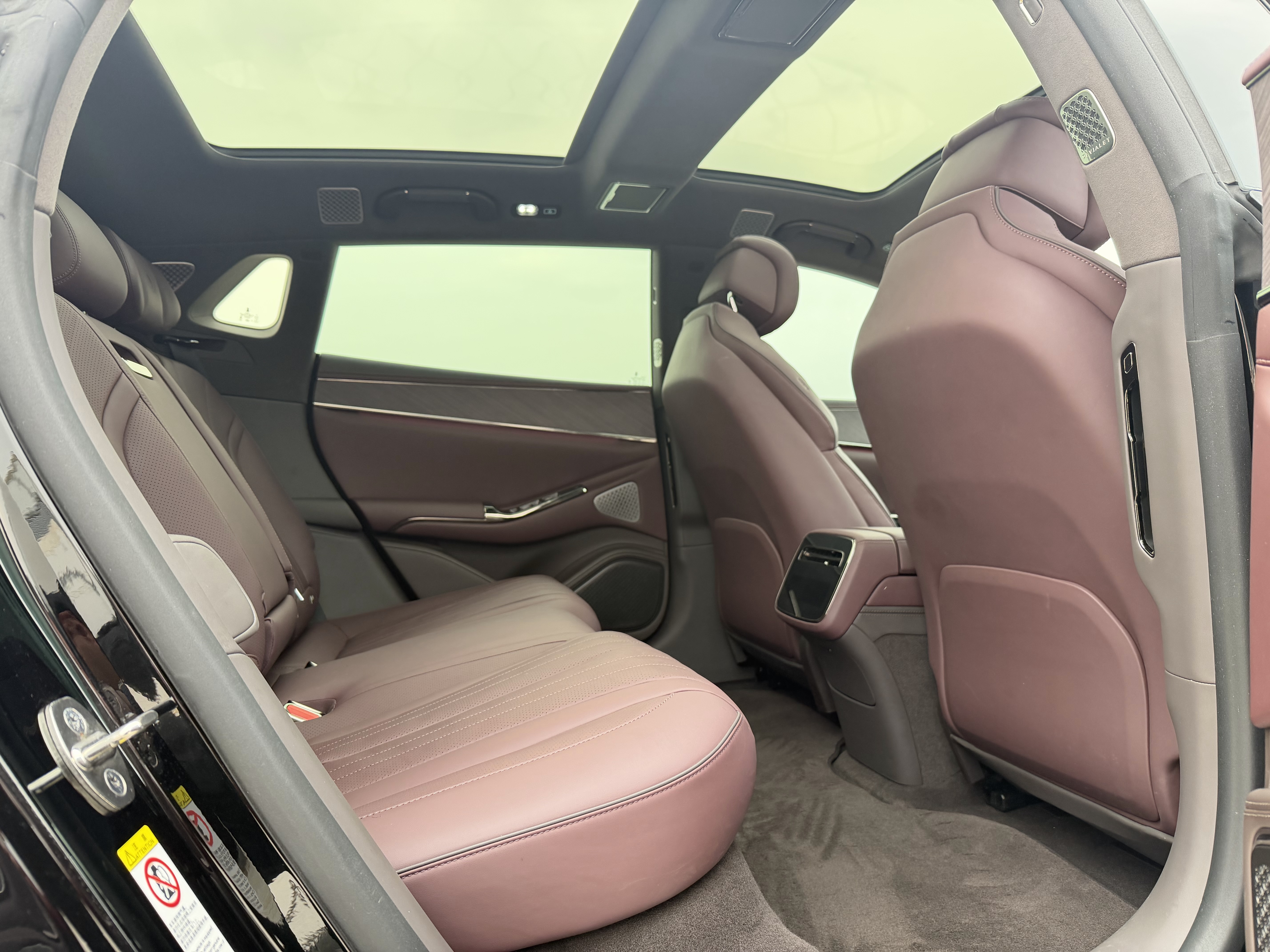 Denza Z9GT 2025 car image #33