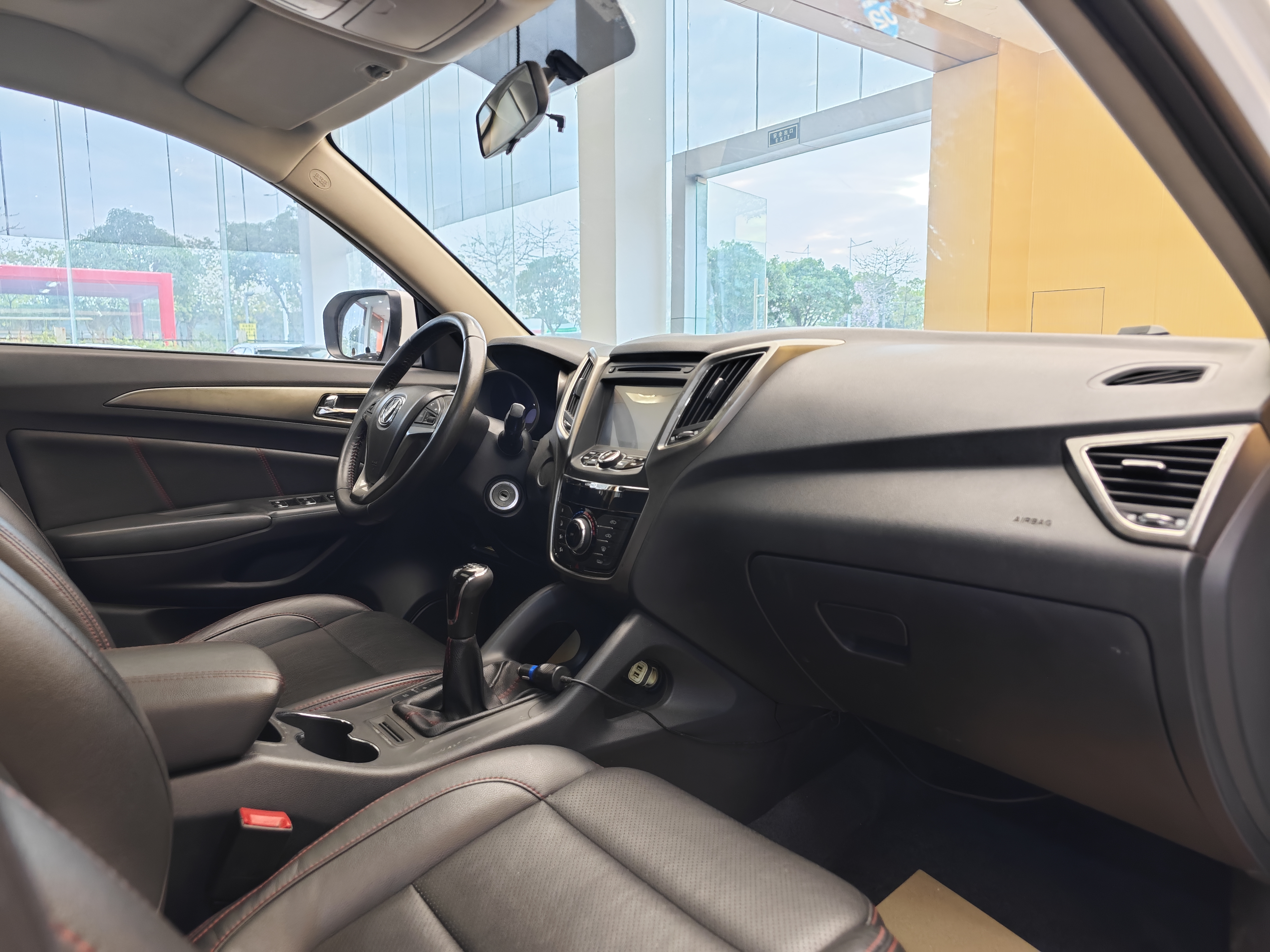 长安 长安CS75 2015 汽车图片 #33