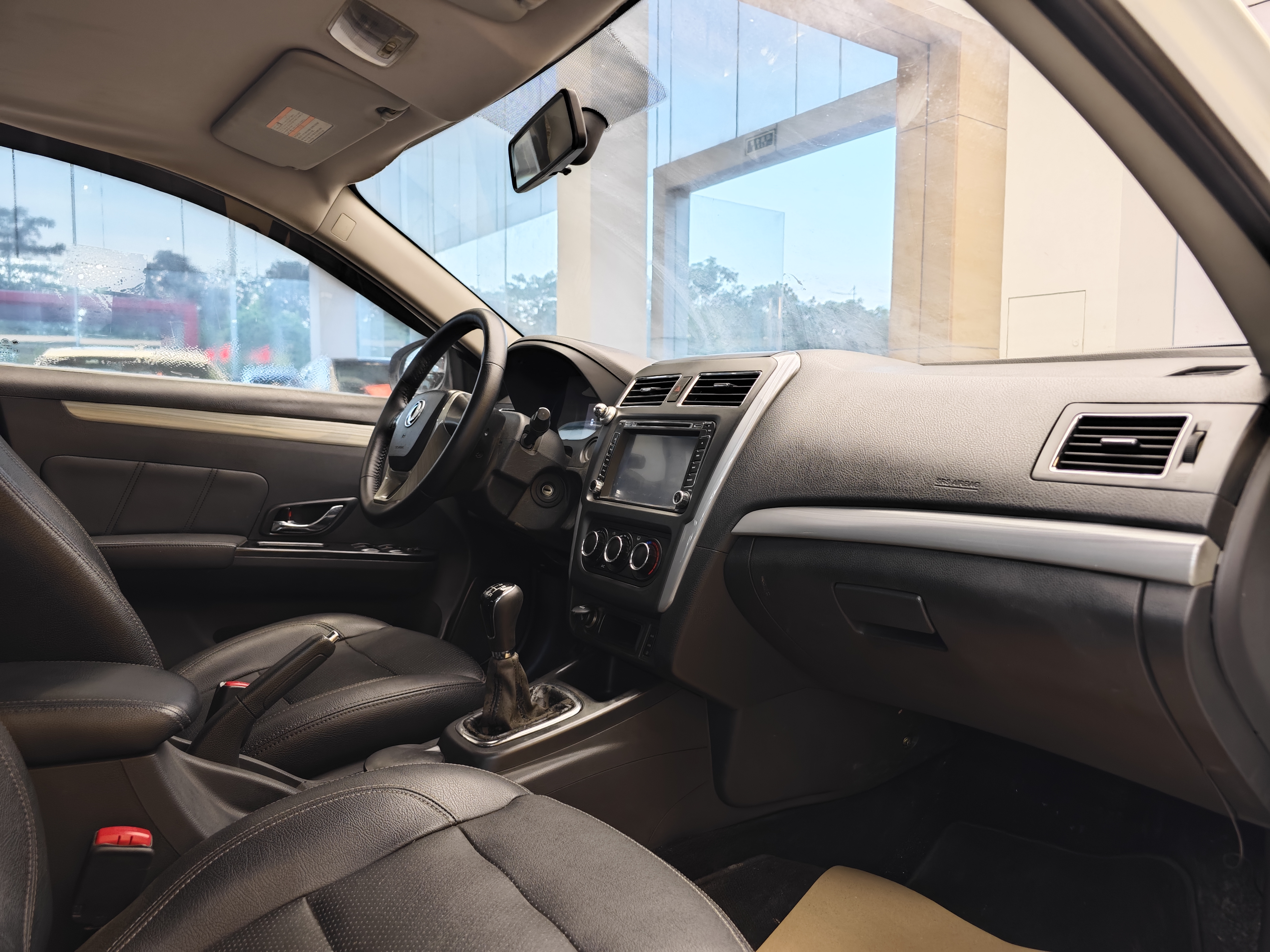 Forthing JOYEAR S50 2015 #33 Forthing JOYEAR S50 2015 immagine di auto #33