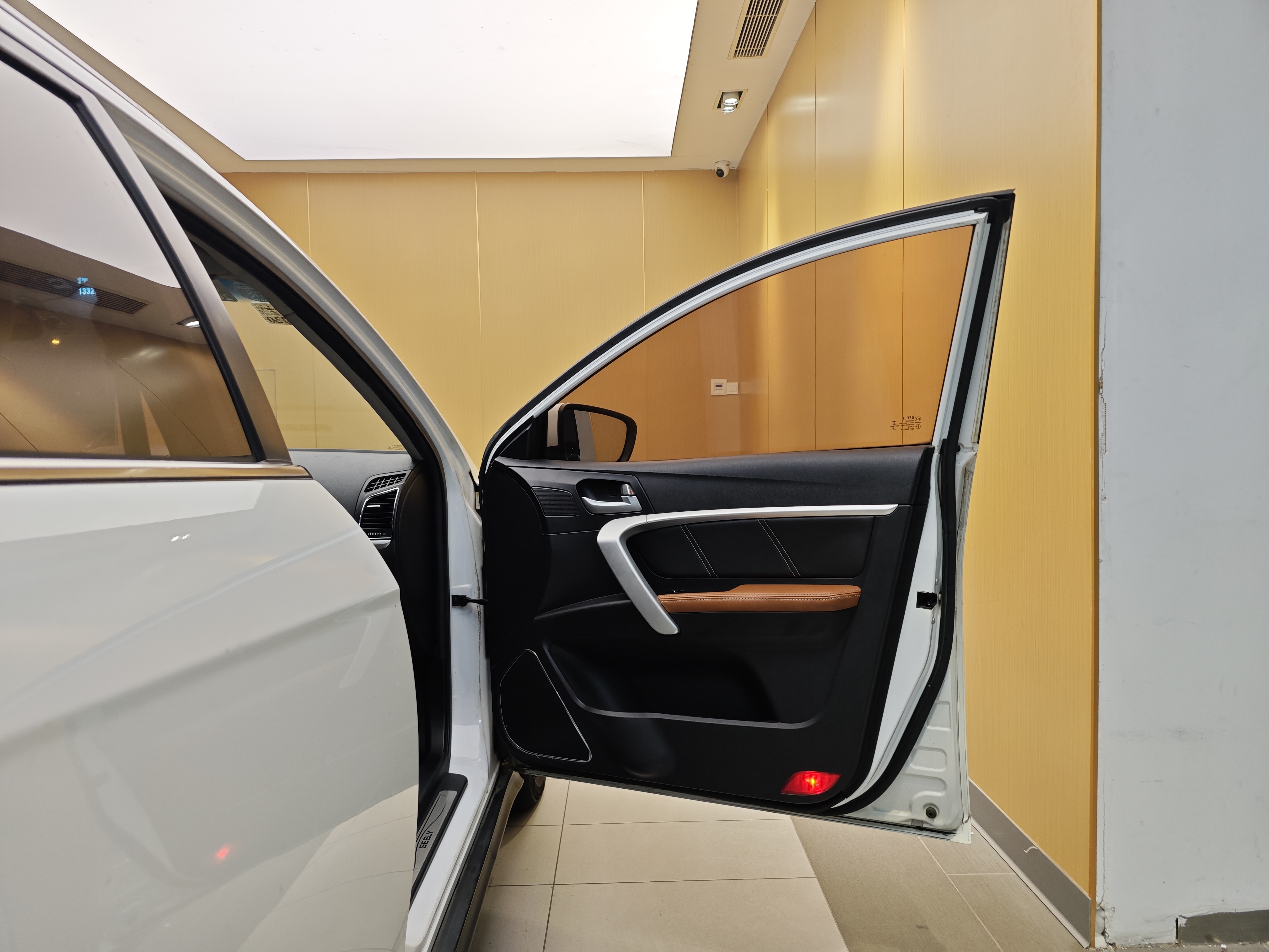 GEELY Emgrand 2016 #33 GEELY Emgrand 2016 car image #33