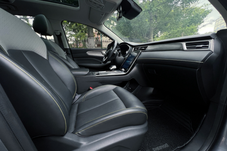 Roewe RX5 New Energy 2021 изображение автомобиля #33