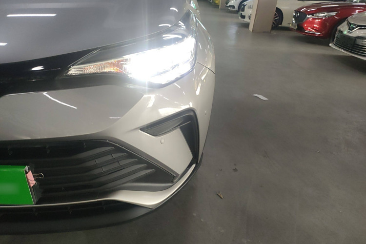 Toyota Izoa 2023 immagine di auto #33