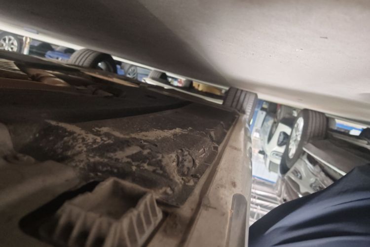 BMW M5 New Energy 2022 car image #33