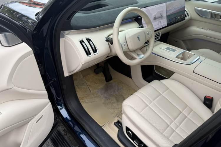 Deepal S09 2025 car image #33