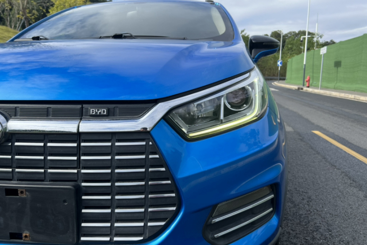 BYD Yuan New Energy 2019 immagine di auto #33