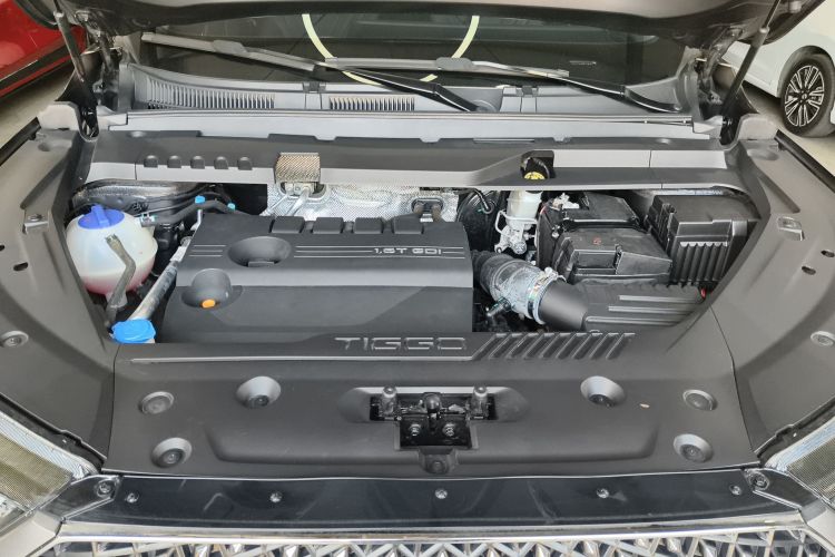Chery Tiggo 8 Plus 2023 image de voiture #33