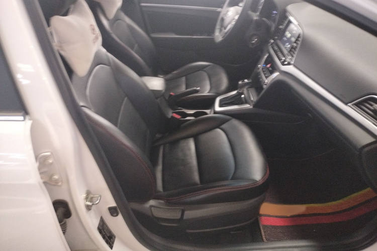 Hyundai Elantra AD 2018 car image #33