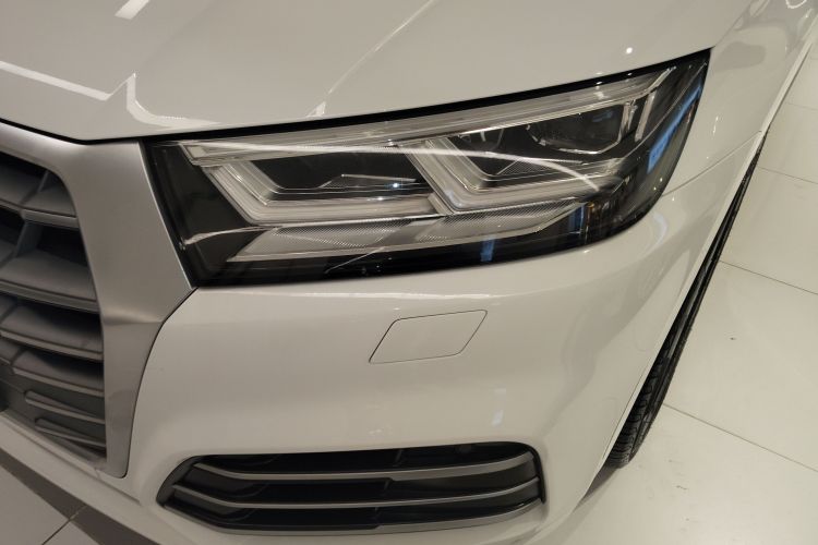 Audi Q5L 2018 imagem de carro #33