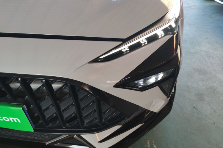 MG 6 2024 image de voiture #33