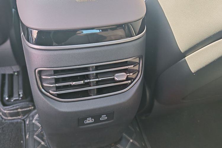 HongQi TianGong 08 2025 car image #33