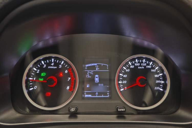 T5 2019 car image #33