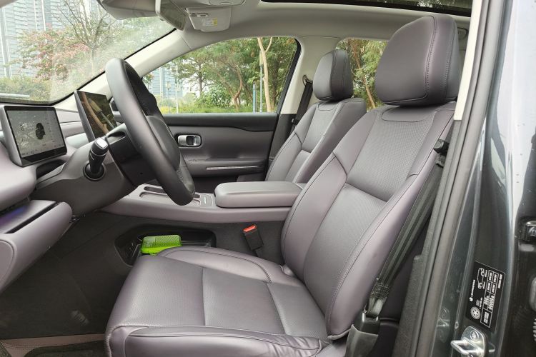 零跑汽车 零跑C10 2024 汽车图片 #33