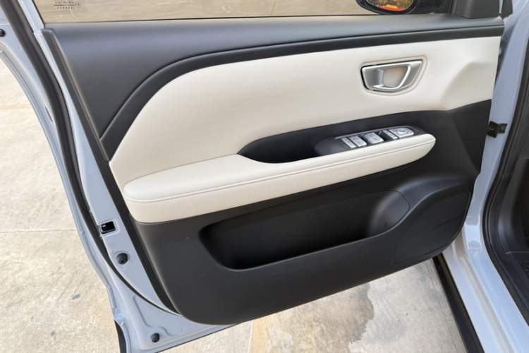 五菱汽车 五菱缤果PLUS 2025 汽车图片 #33