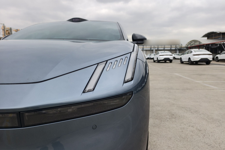 Lynk & Co 2024 immagine di auto #33