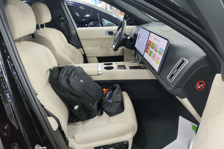 Li L7 2023 car image #33