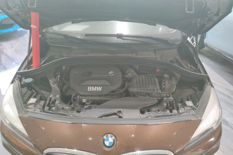 BMW 2 Series Tourer 2016 imagem de carro #33