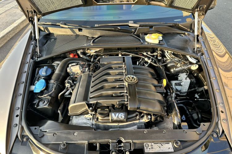 Volkswagen Pheaton 2012 immagine di auto #33