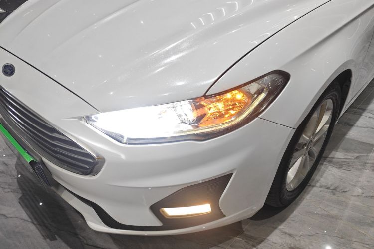 Ford Mondeo 2020 #33 Ford Mondeo 2020 car image #33