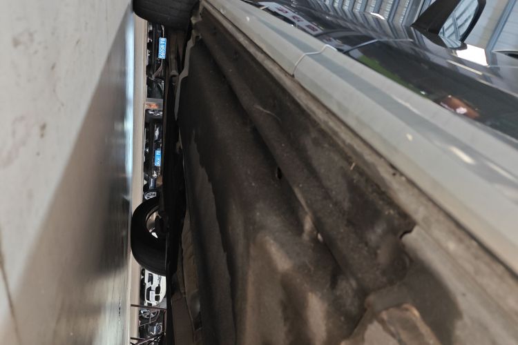 Audi Q5L Sportback 2023 immagine di auto #33