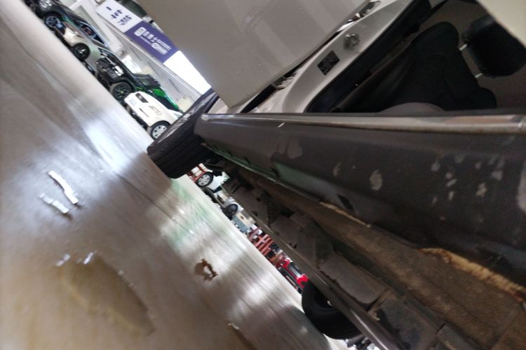 哪吒汽车 哪吒V 2023 #33 哪吒汽车 哪吒V 2023 汽车图片 #33