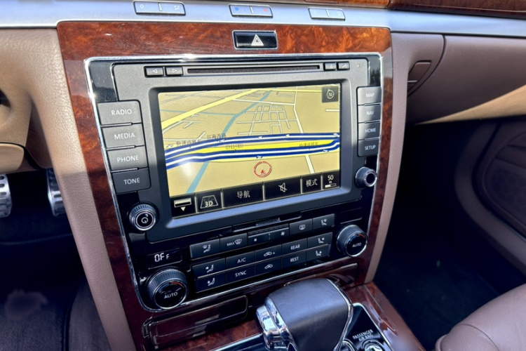 Volkswagen Pheaton 2016 immagine di auto #33