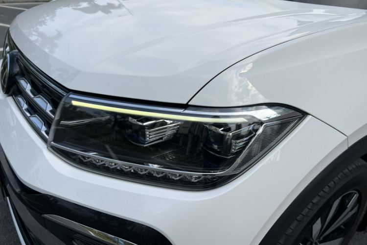 Volkswagen T-Cross 2021 #33 Volkswagen T-Cross 2021 car image #33
