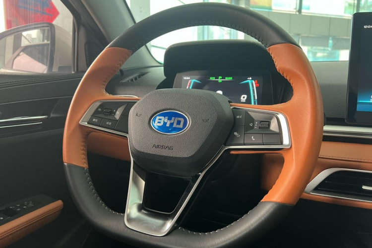 BYD e2 2020 #33 BYD e2 2020 imagen de coche #33