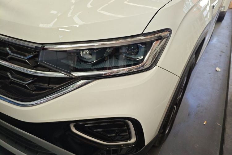 Volkswagen Tayron 2023 immagine di auto #33