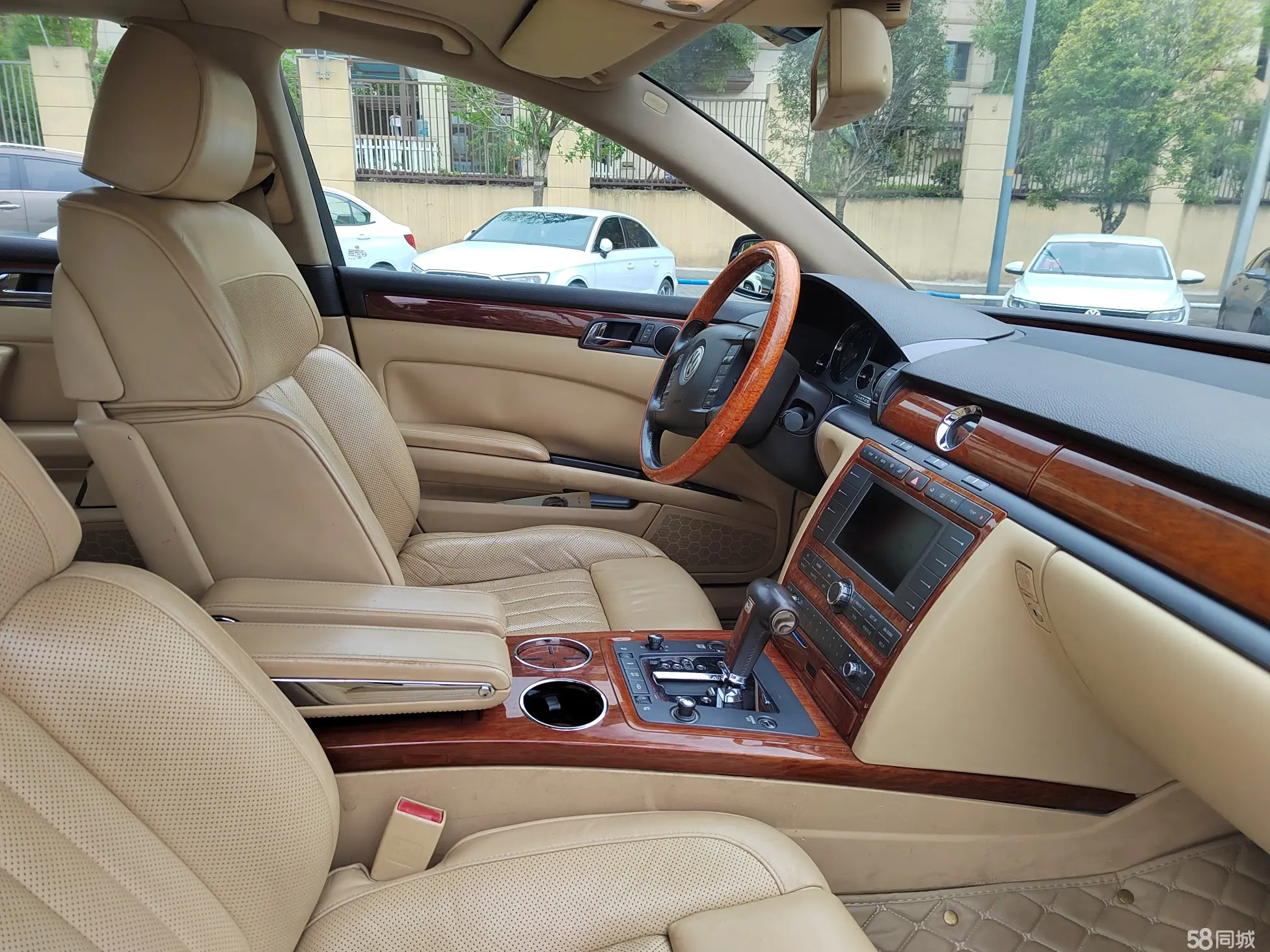 Volkswagen Pheaton 2008 immagine di auto #33