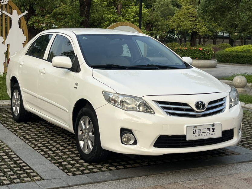 Toyota Corolla 2013 #3 Toyota Corolla 2013 car image #3