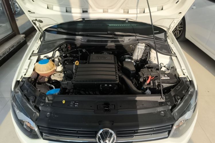 Volkswagen Polo 2016 #20 Volkswagen Polo 2016 car image #20