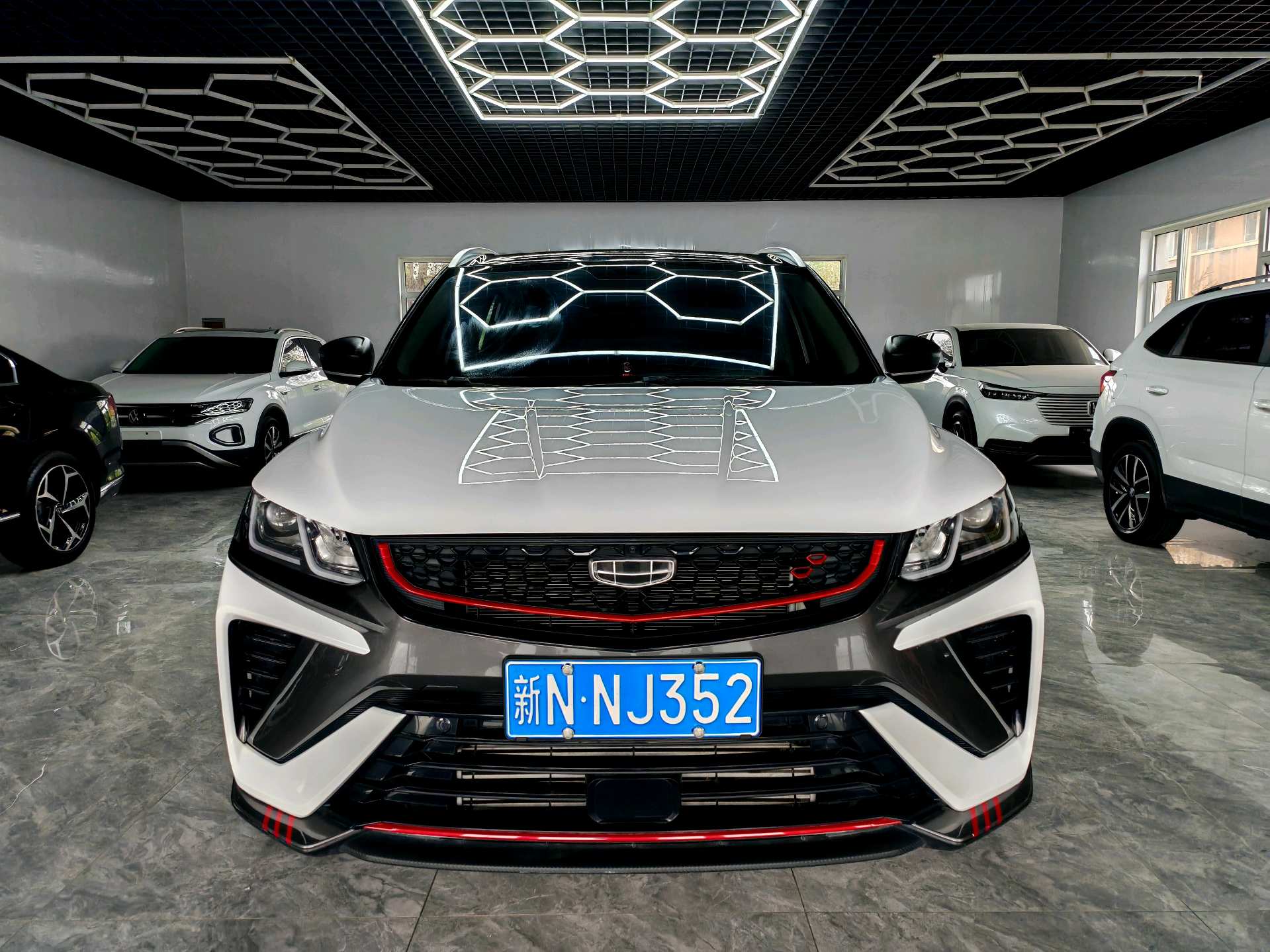 GEELY Coolray 2022 #2 GEELY Coolray 2022 car image #2