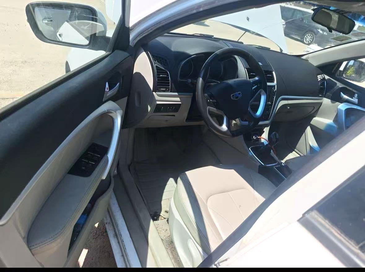GEELY Emgrand 2016 car image #5