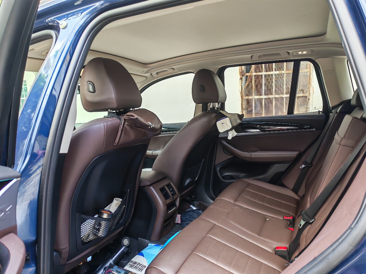 BMW X3 2020 car image #9